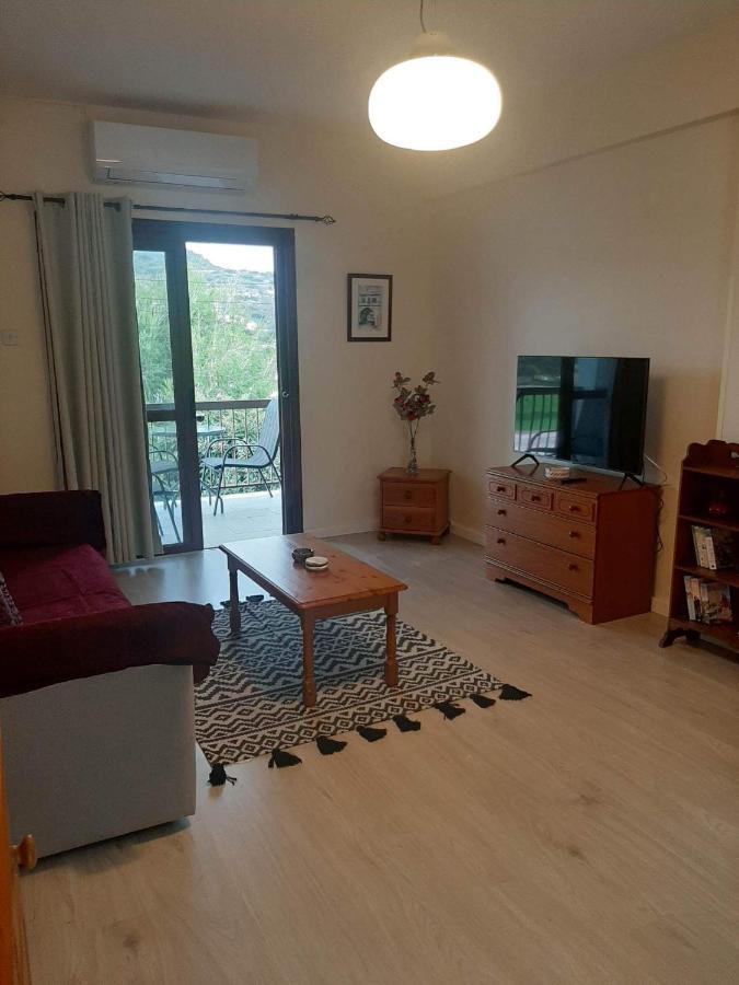 Appartement Klimataria B2 à Pissoúri Extérieur photo